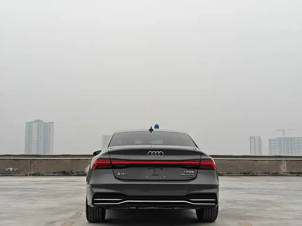 Audi A7L 2026 из CN, фото 6