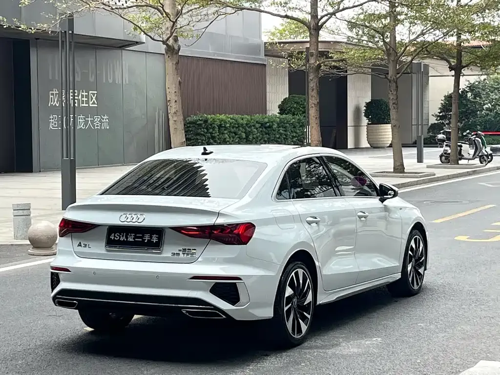 Audi A3 2024 из CN, фото 4