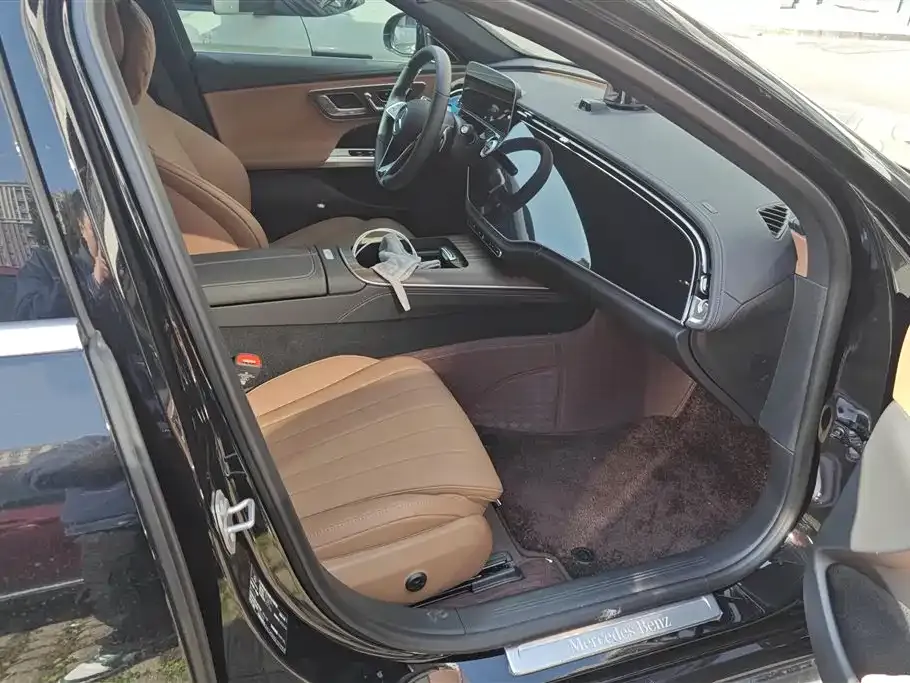 Mercedes-Benz E-Class 2025 из CN, фото 3