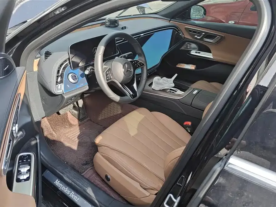 Mercedes-Benz E-Class 2025 из CN, фото 2