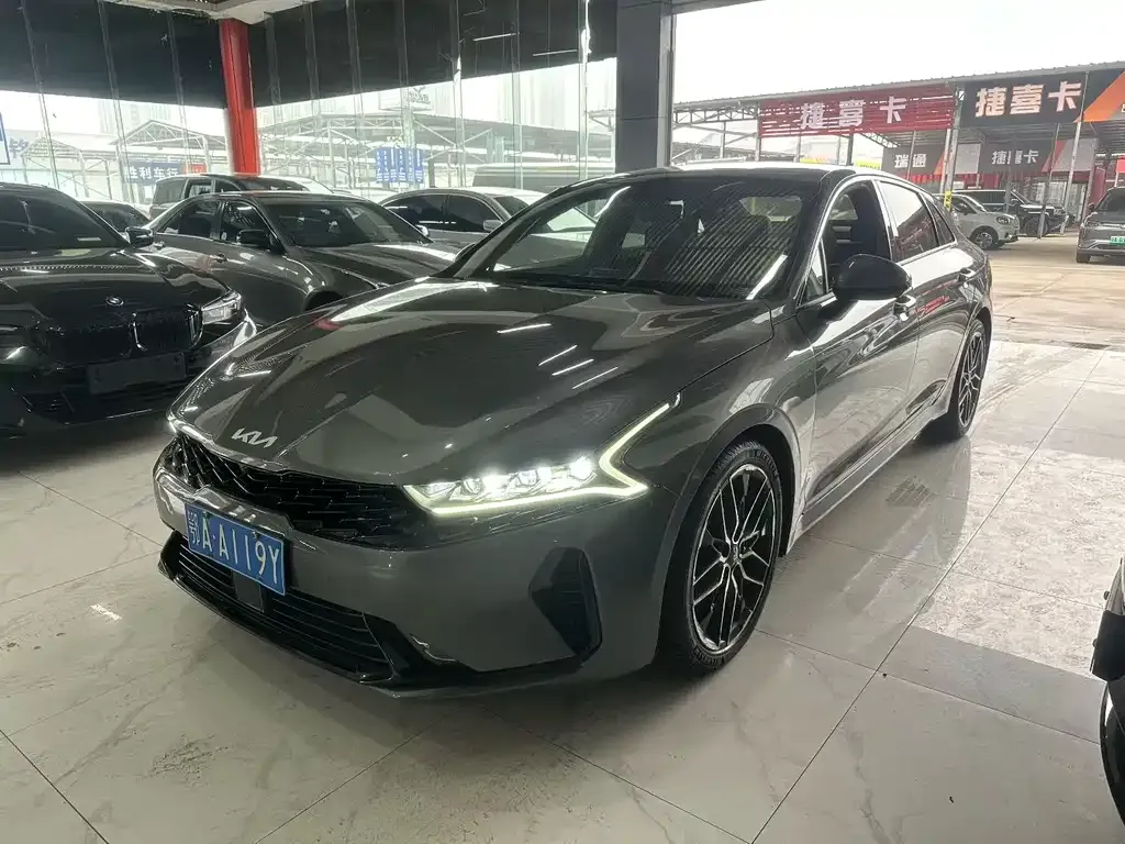 Kia K5 2022 из CN, фото 1