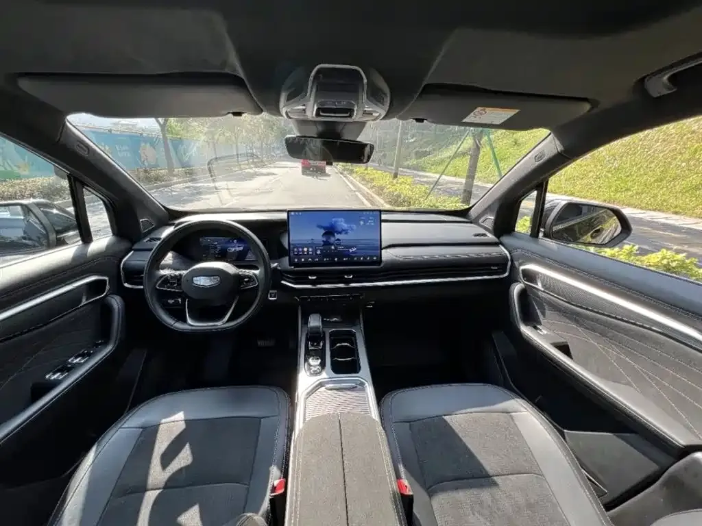 Geely Haoyue L 2025 из CN, фото 2