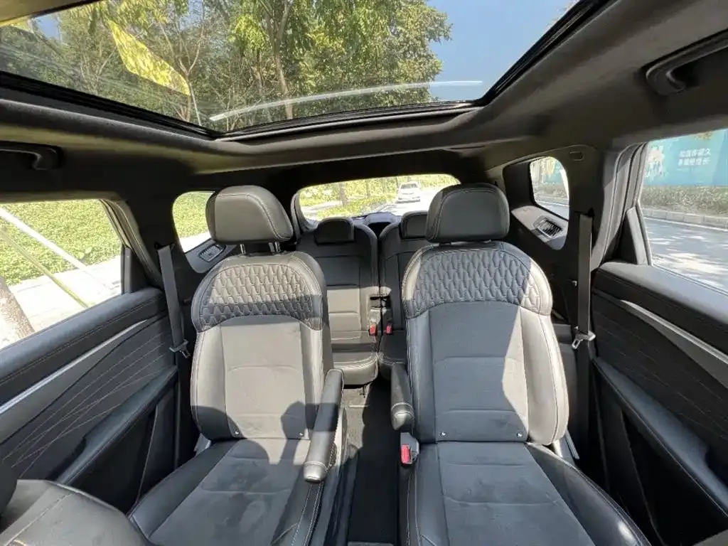 Geely Haoyue L 2025 из CN, фото 7