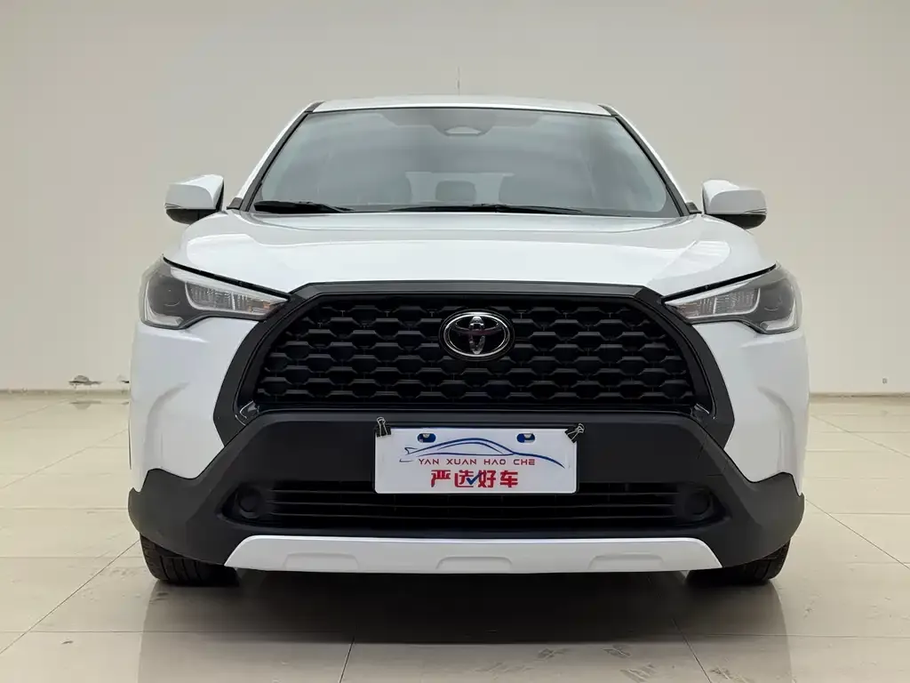 Toyota Corolla Cross 2023 из CN, фото 2