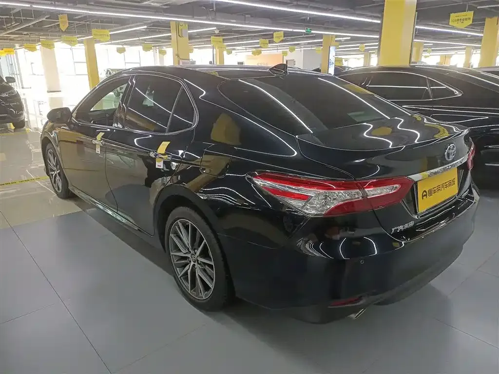 Toyota Camry 2022 из CN, фото 10