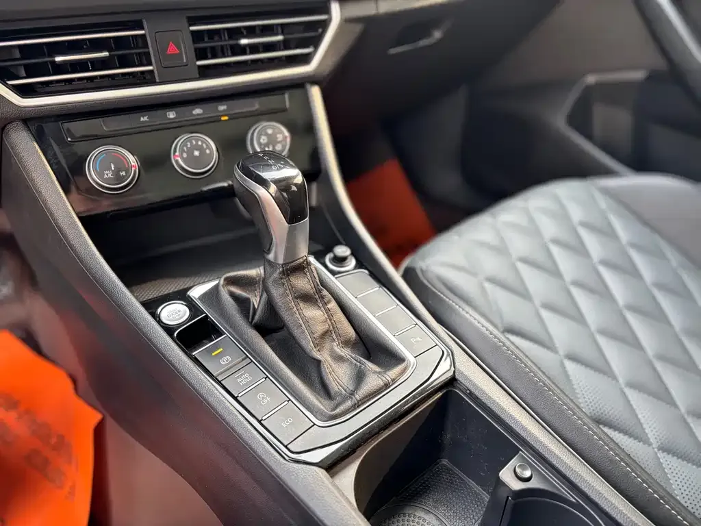 Volkswagen Sagitar 2022 из CN, фото 7