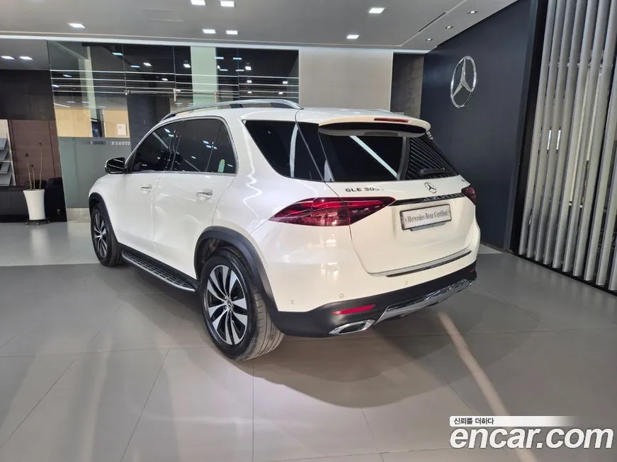 Mercedes-Benz GLE-Class — фото 2