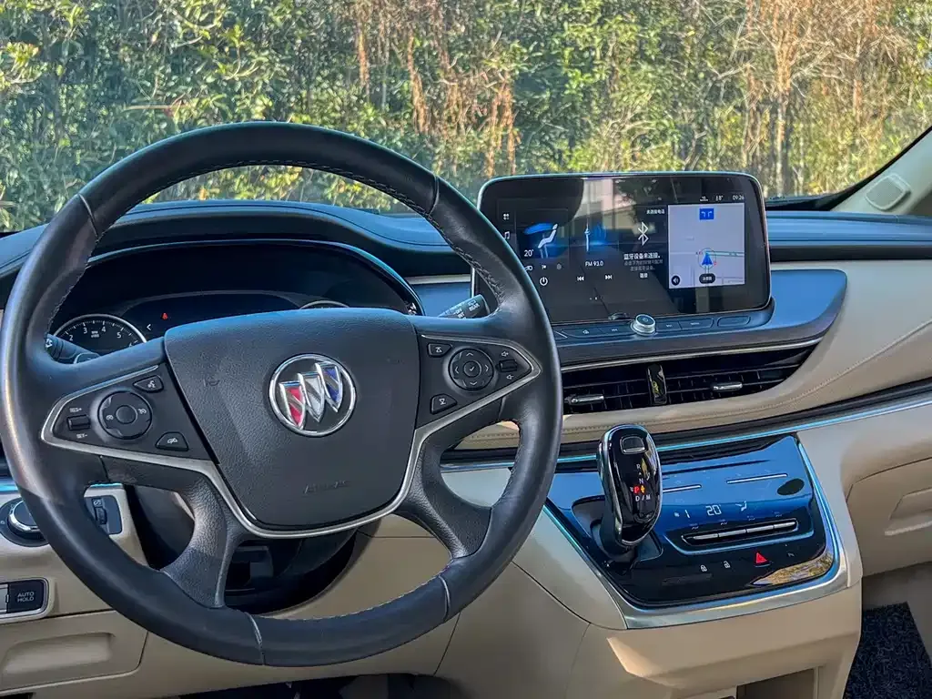 Buick GL8 2024 из CN, фото 2