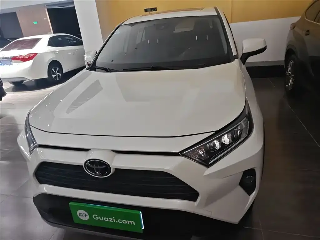 Toyota RAV4 2021 из CN, фото 7