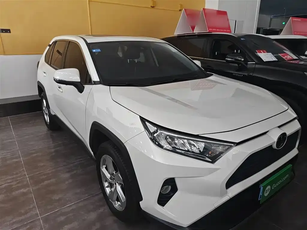 Toyota RAV4 2021 из CN, фото 6