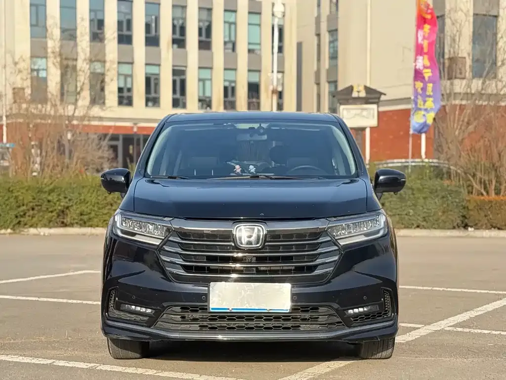 Honda Odyssey 2023 из CN, фото 2