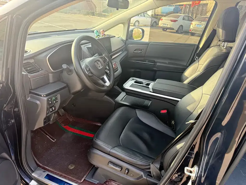 Honda Odyssey 2023 из CN, фото 6