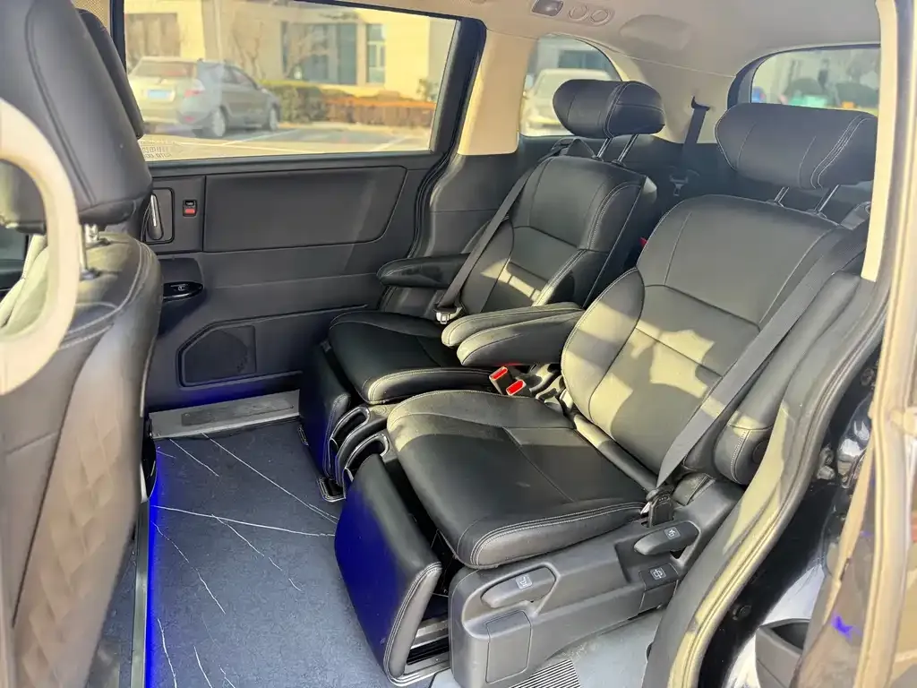 Honda Odyssey 2023 из CN, фото 7
