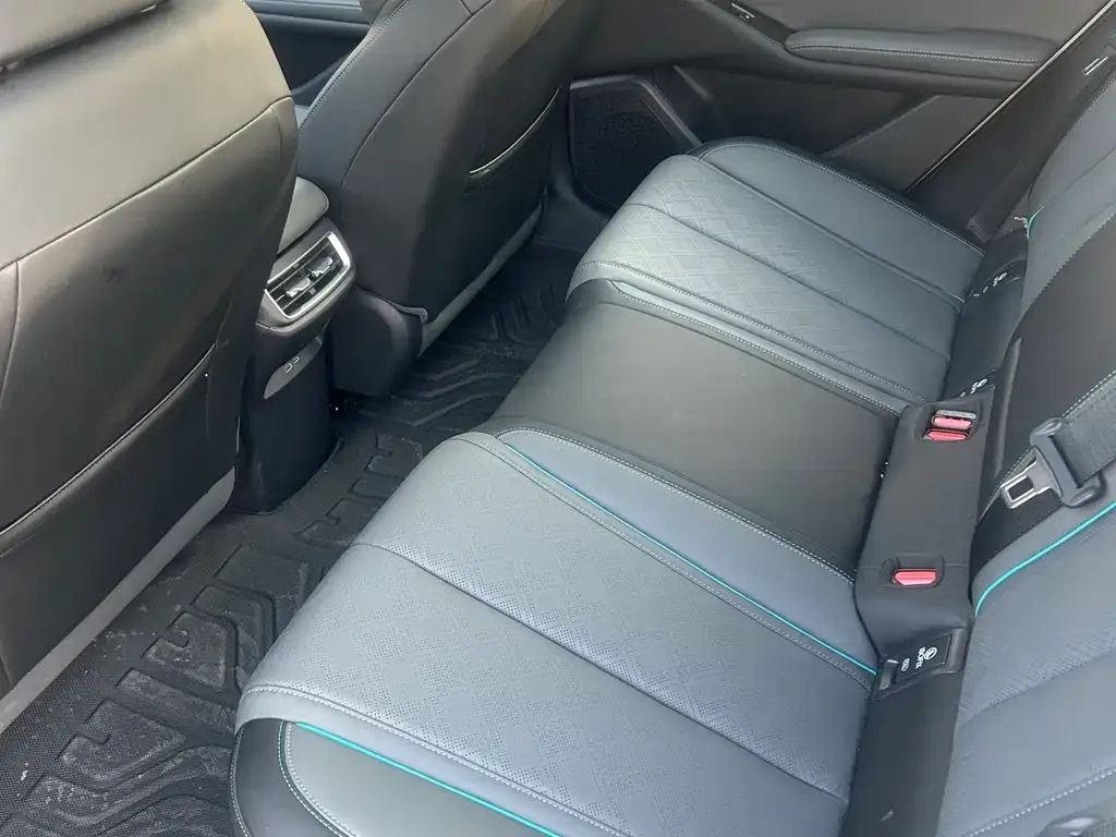 BYD Qin L 2025 из CN, фото 6