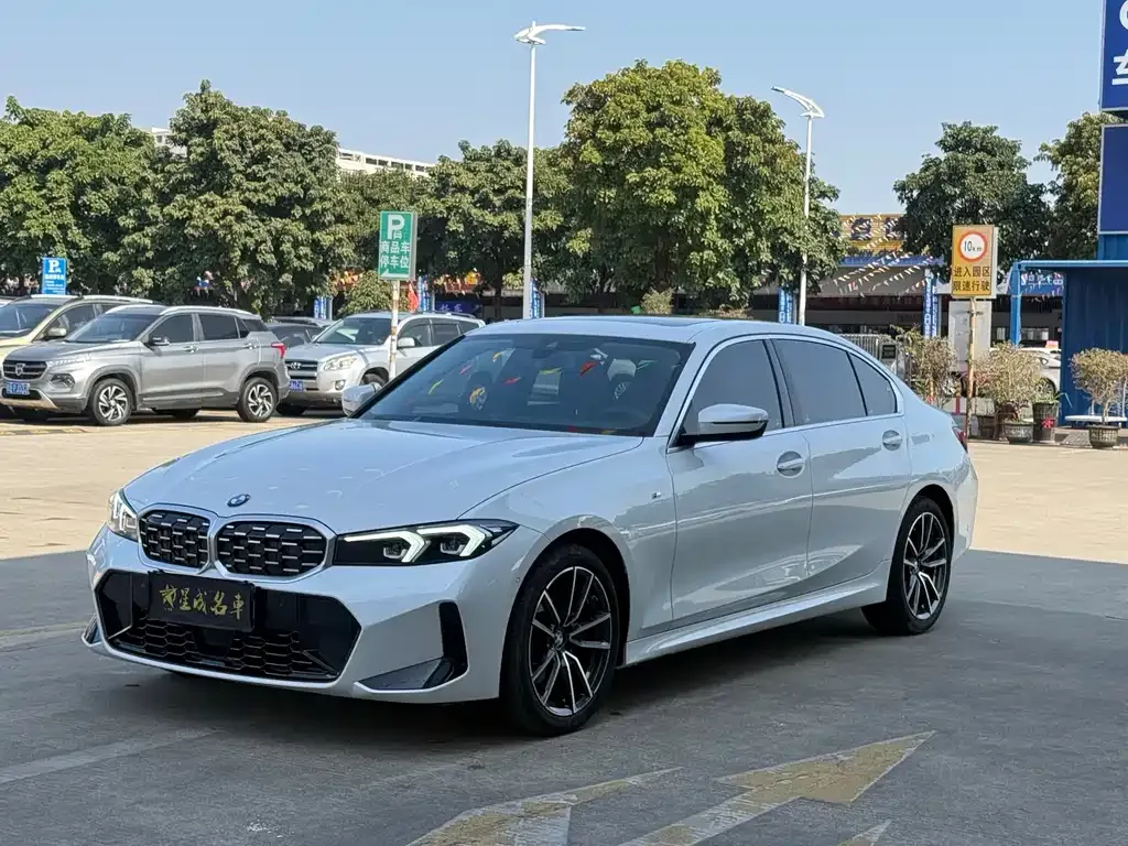 BMW 3 Series 2024 из CN, фото 1
