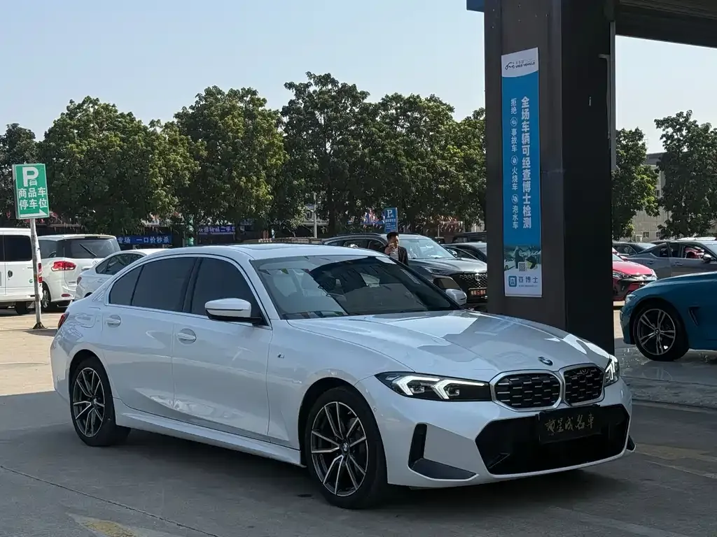 BMW 3 Series 2024 из CN, фото 6