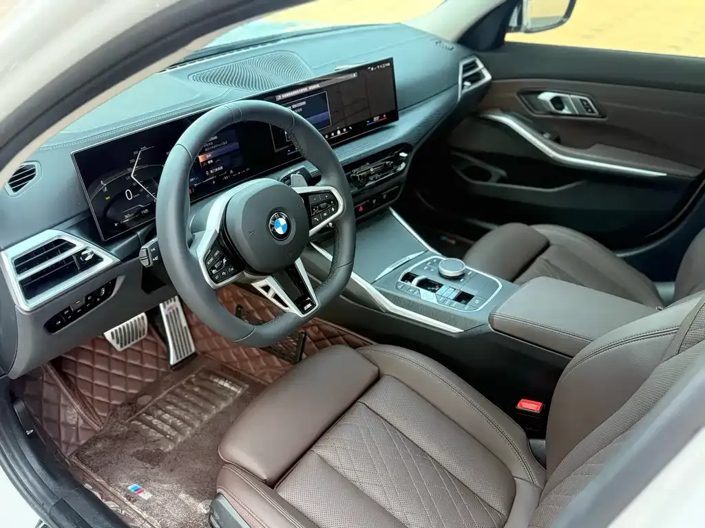 BMW 3 Series 2024 из CN, фото 4
