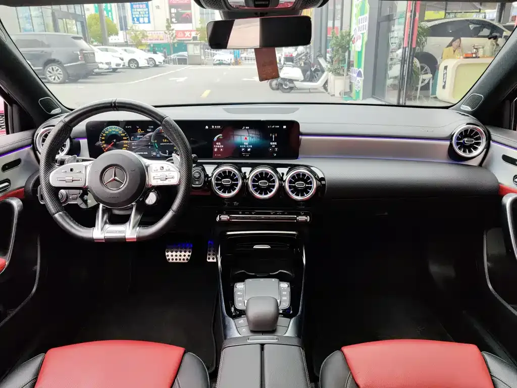 Mercedes-Benz A-Class AMG (Import) 2023 из CN, фото 2