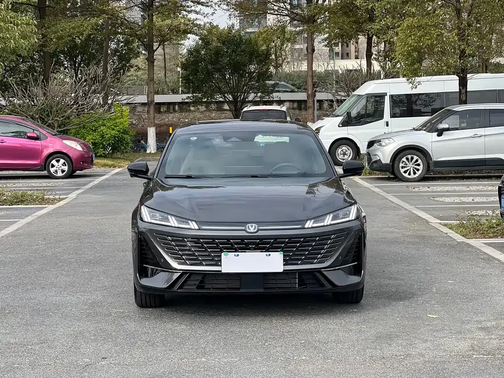 Changan Eado 2025 из CN, фото 2