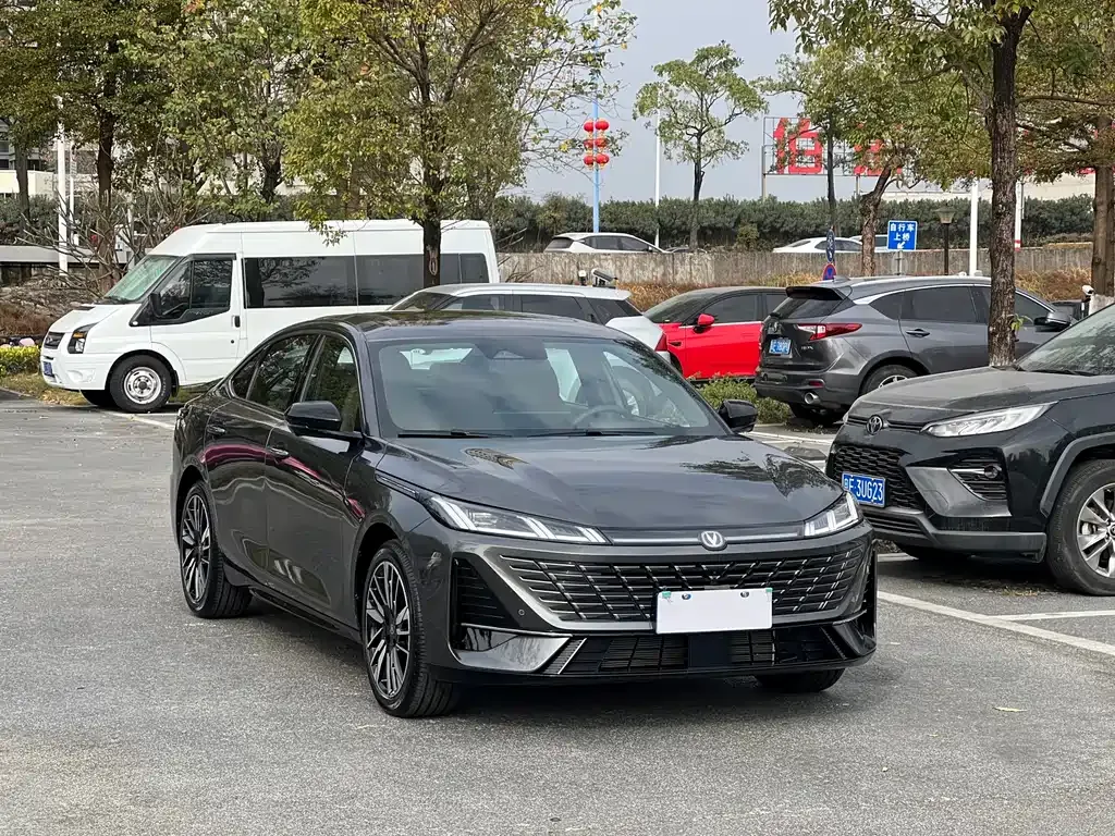 Changan Eado 2025 из CN, фото 4