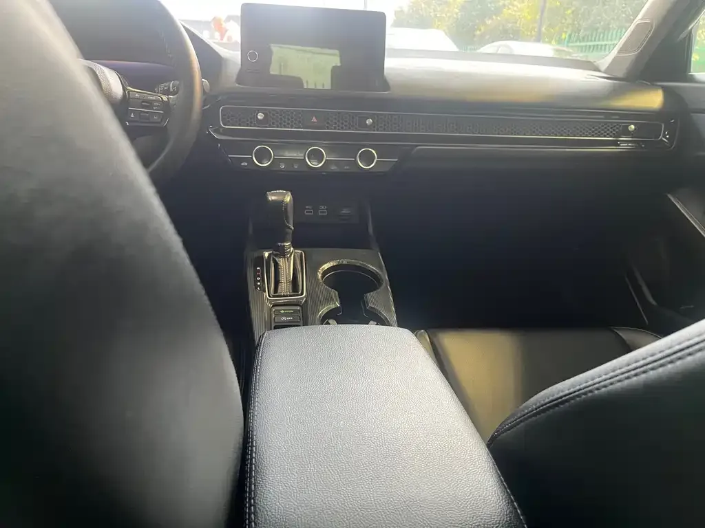 Honda Civic 2023 из CN, фото 3