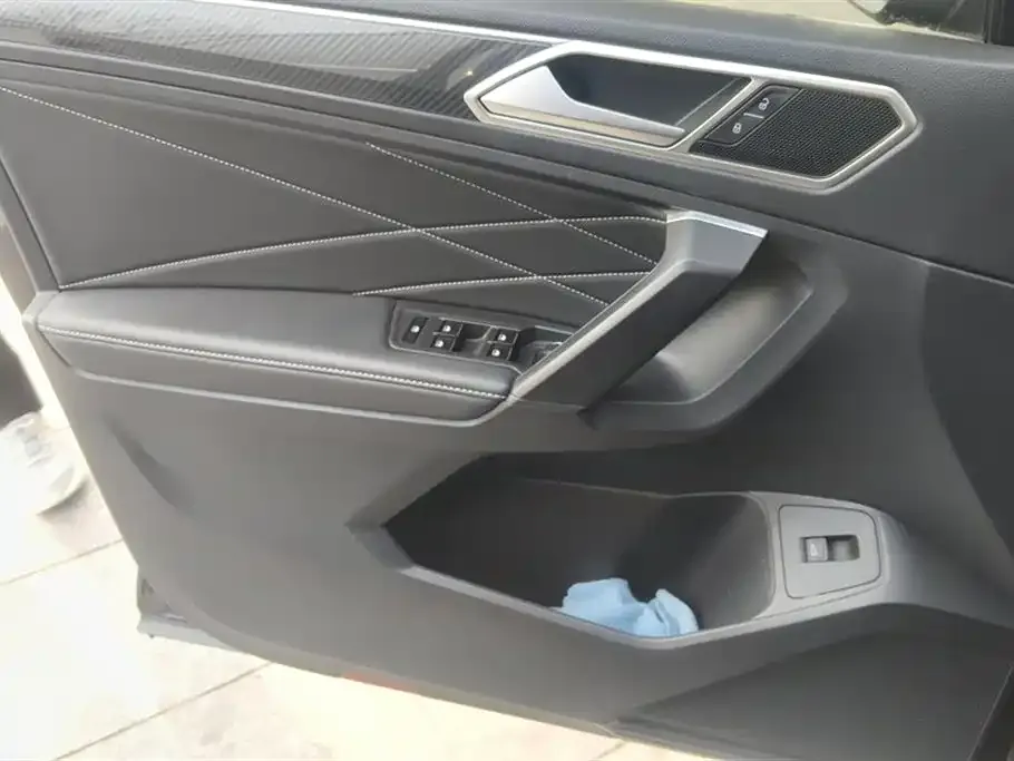 Volkswagen Tiguan L 2022 из CN, фото 9