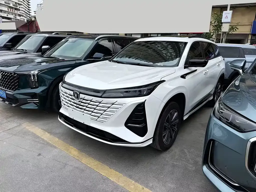 Changan CS75PLUS 2024 из CN, фото 1