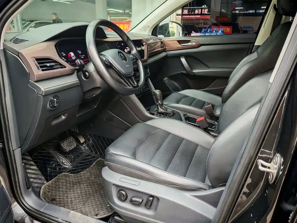 Volkswagen Tharu 2021 из CN, фото 7