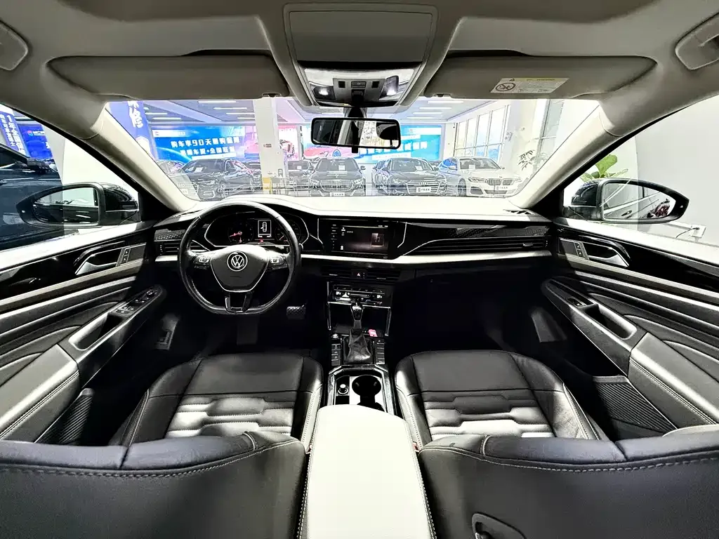 Volkswagen Passat 2021 из CN, фото 10