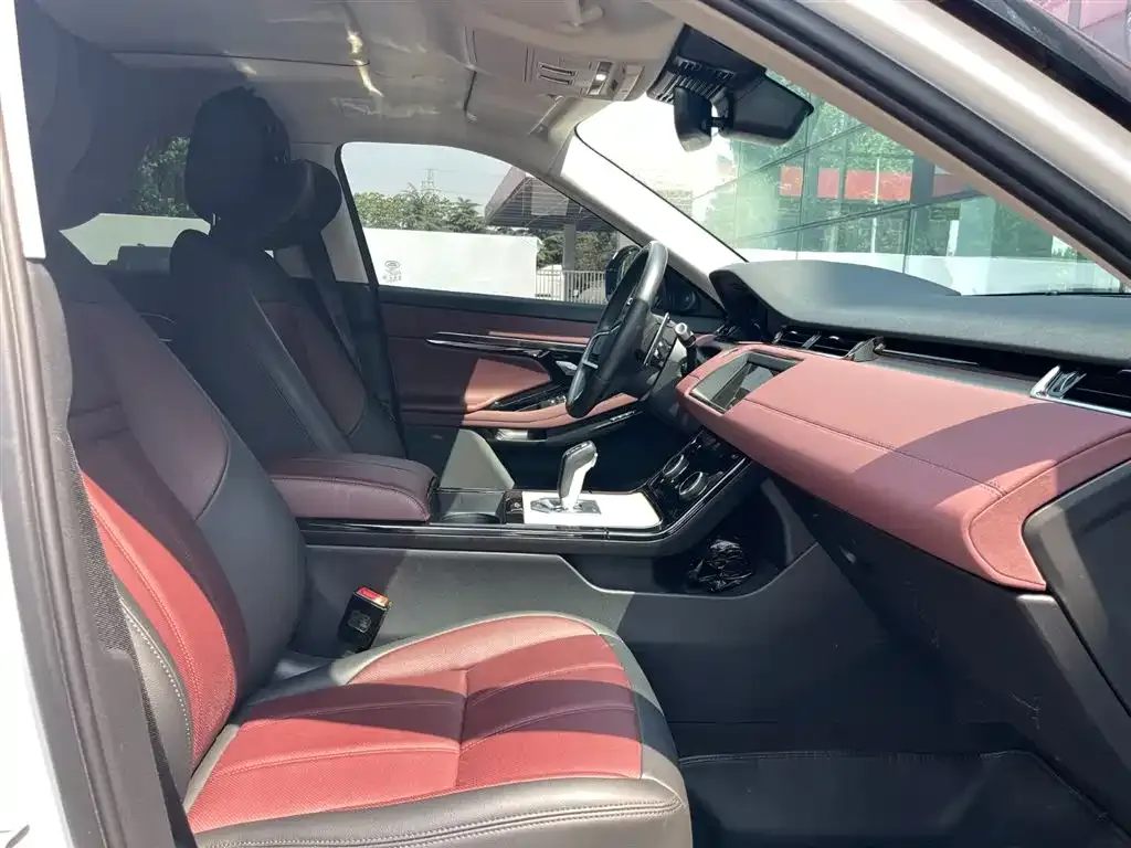 Land Rover Evoque PHEV 2022 из CN, фото 4