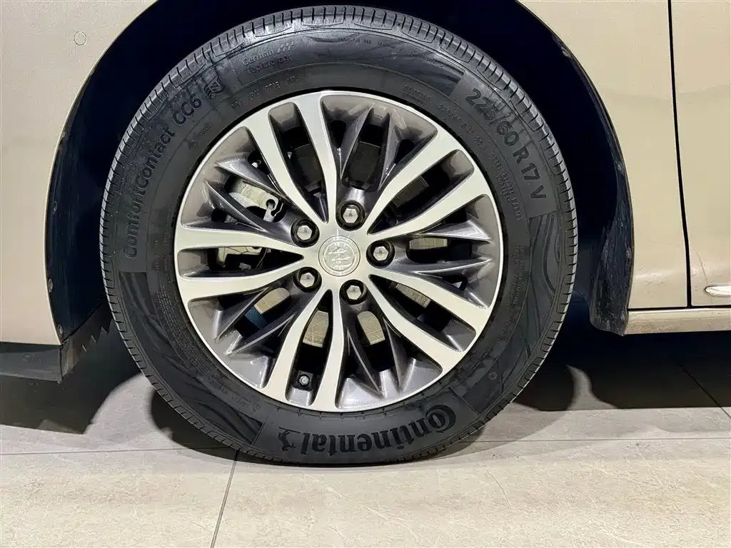 Buick GL8 2023 из CN, фото 10