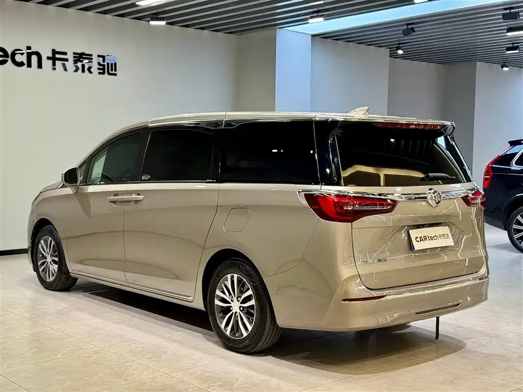 Buick GL8 2023 из CN, фото 6