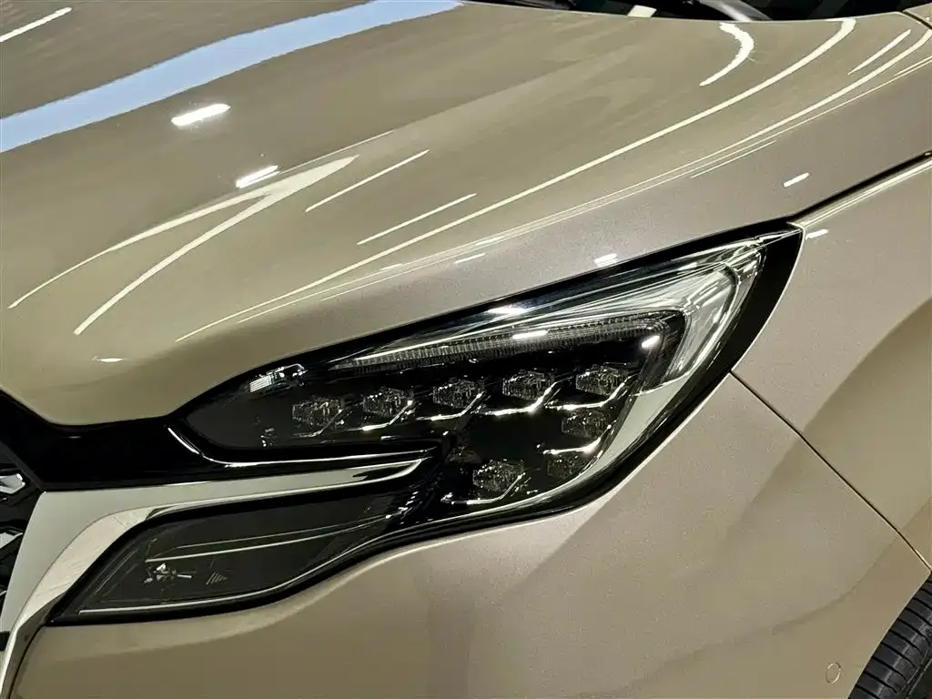 Buick GL8 2023 из CN, фото 3