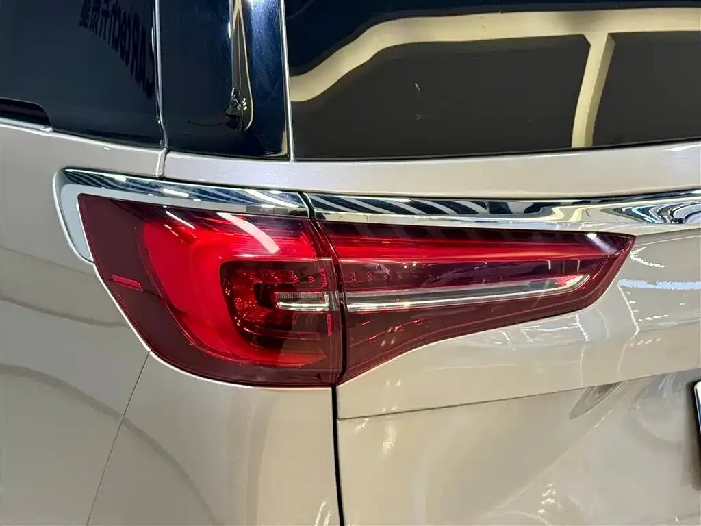 Buick GL8 2023 из CN, фото 8