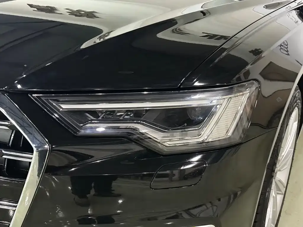 Audi A6L 2024 из CN, фото 10