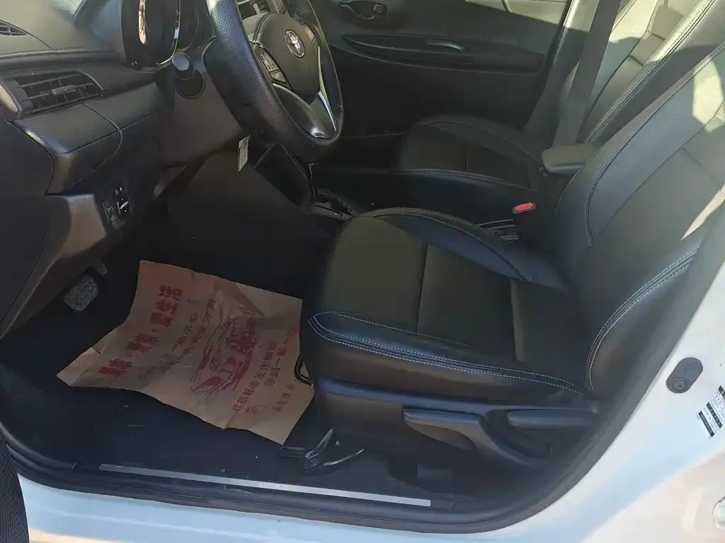 Toyota Yaris L 2022 из CN, фото 2