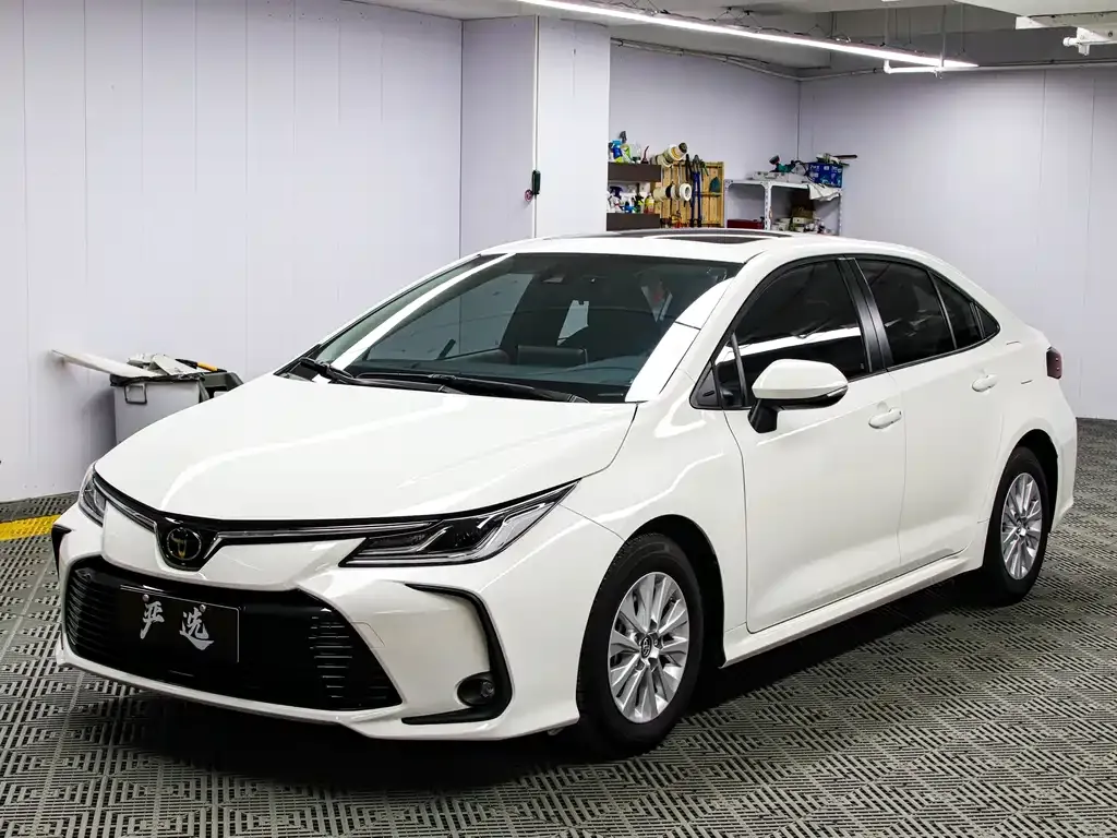 Toyota Corolla 2021 из CN, фото 1