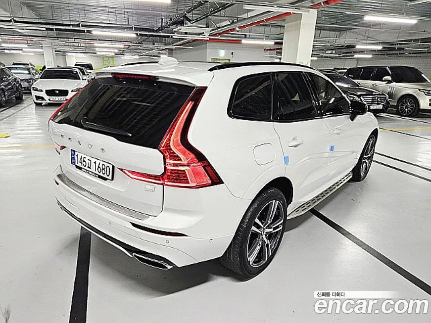 Volvo XC60 — фото 4