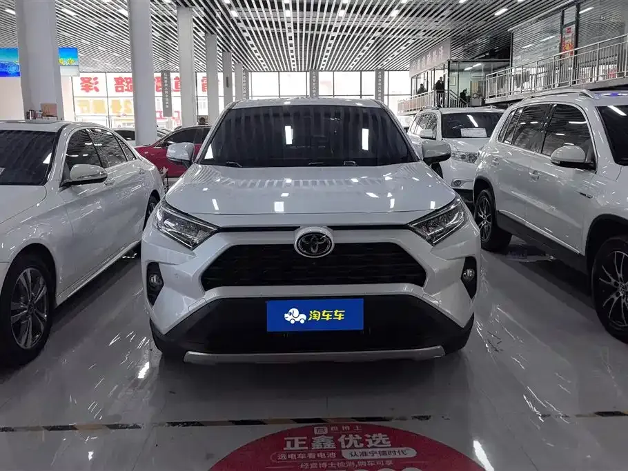 Toyota RAV4 2021 из CN, фото 4
