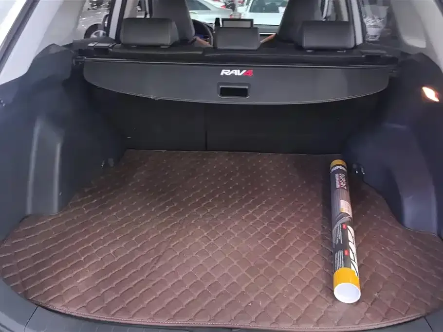 Toyota RAV4 2021 из CN, фото 7