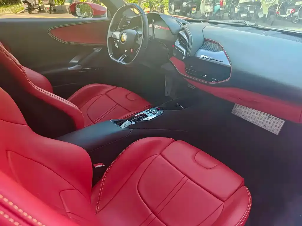 Ferrari SF90 2022 из CN, фото 2