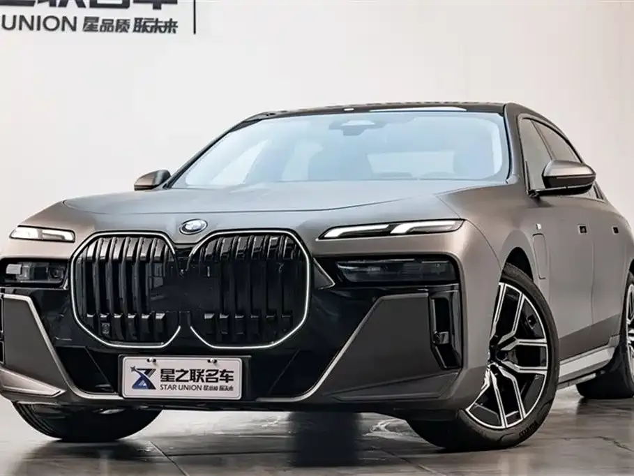 BMW i7 2023 из CN, фото 2