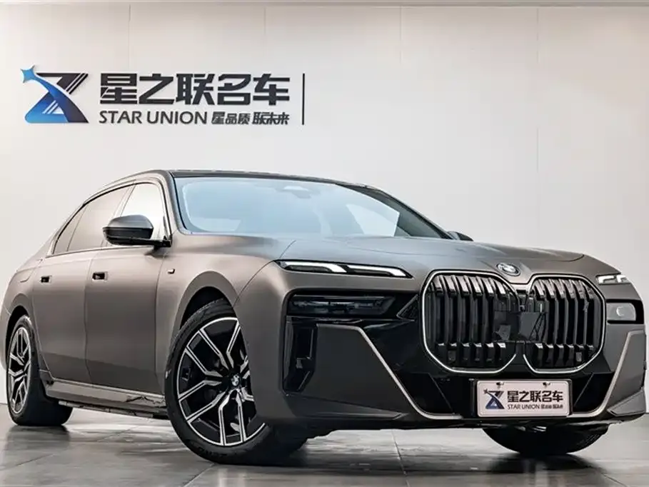 BMW i7 2023 из CN, фото 3