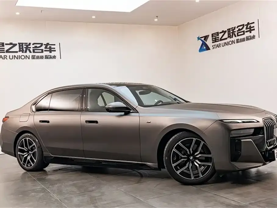 BMW i7 2023 из CN, фото 5