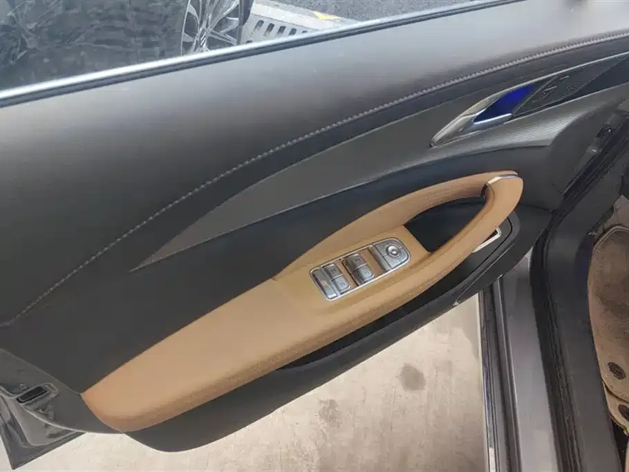 Hongqi H5 2022 из CN, фото 2