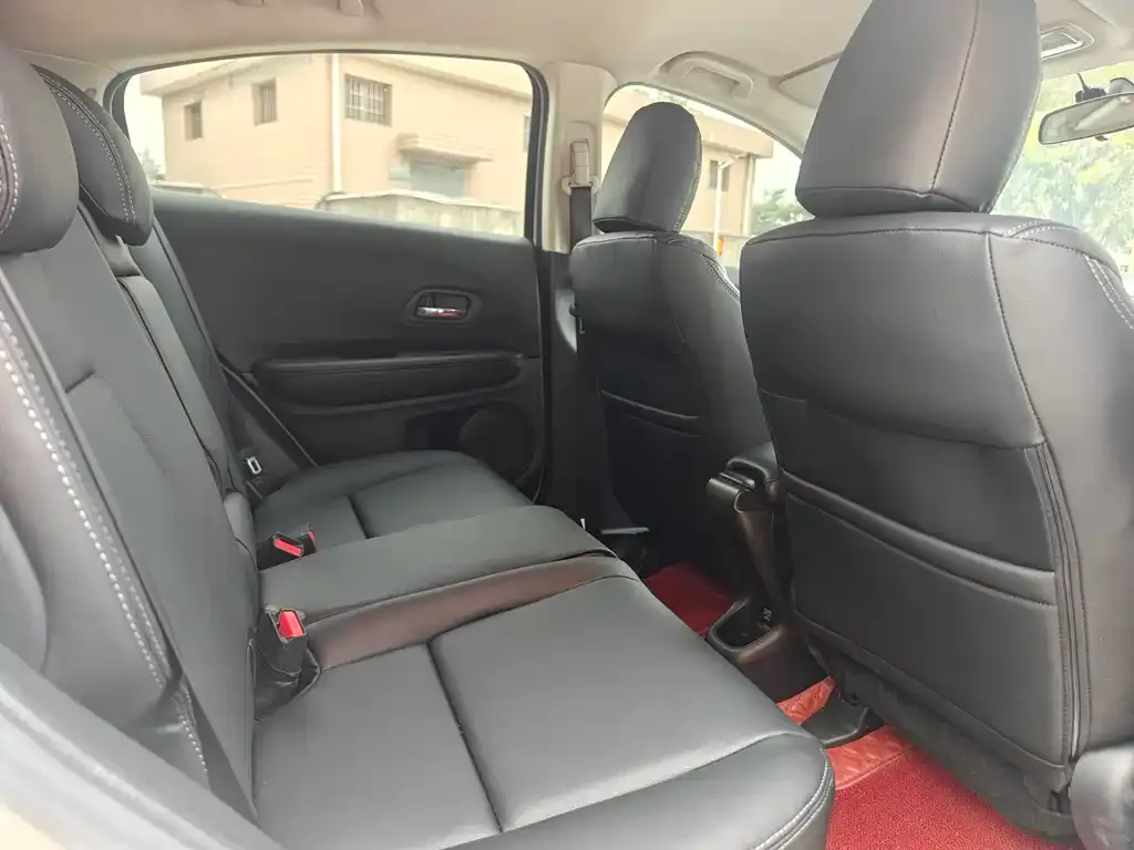 Honda Vezel 2022 из CN, фото 3