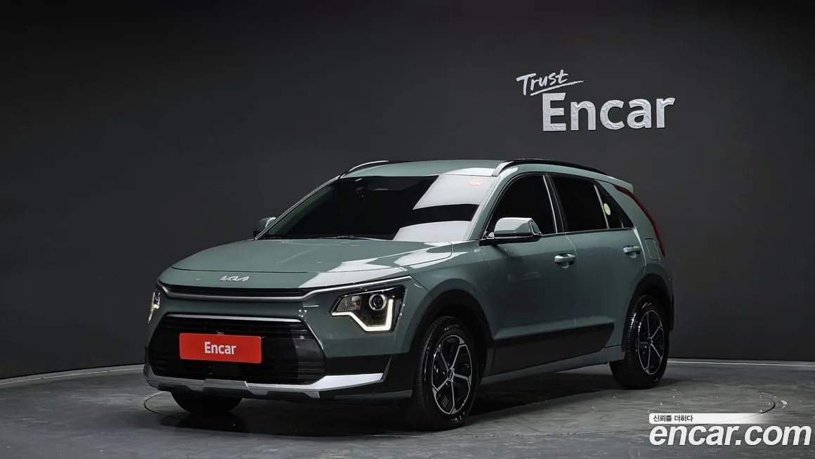 Kia Niro — фото 1