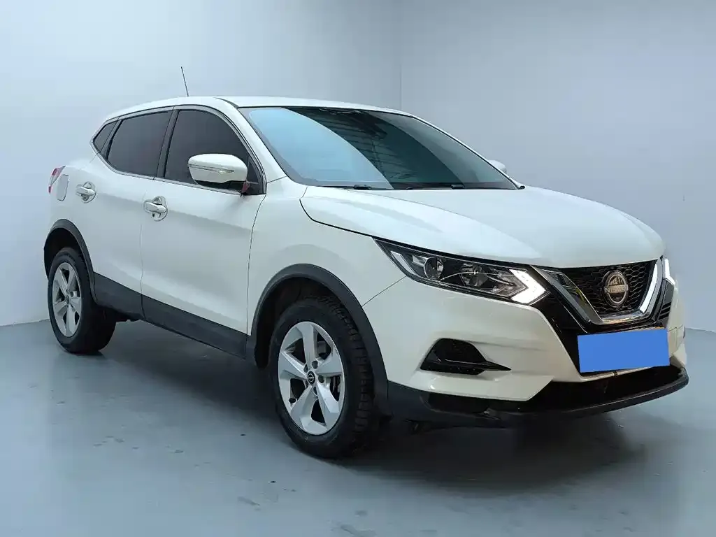 Nissan Qashqai 2023 из CN, фото 2