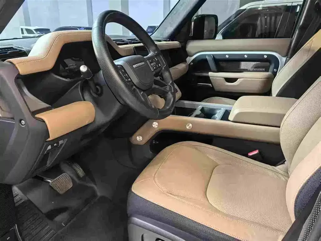 Land Rover Defender 2025 из CN, фото 10