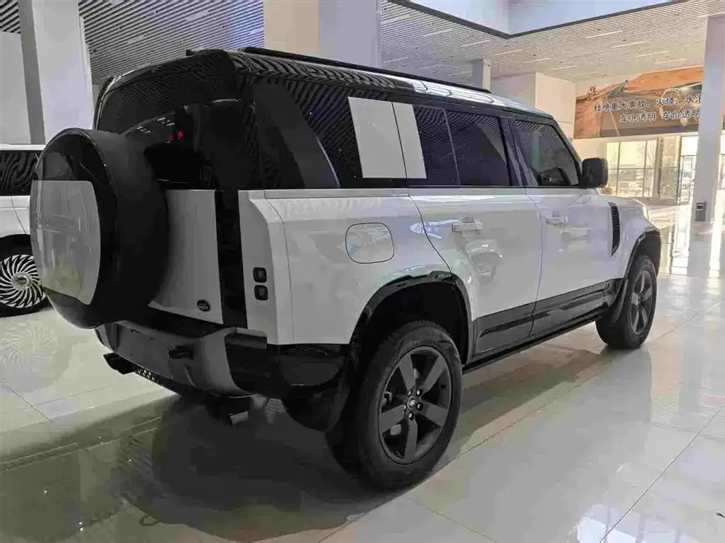 Land Rover Defender 2025 из CN, фото 3
